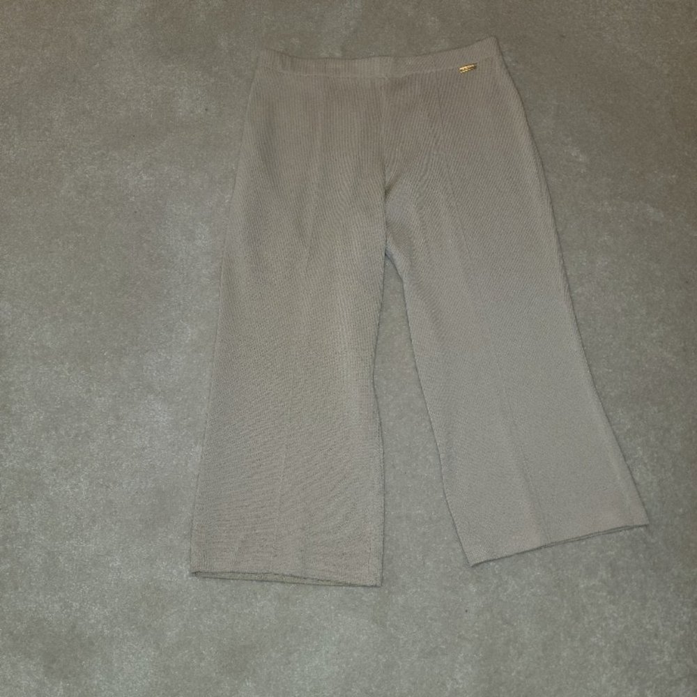 St. John Sport Beige Golf Pants Women's L
